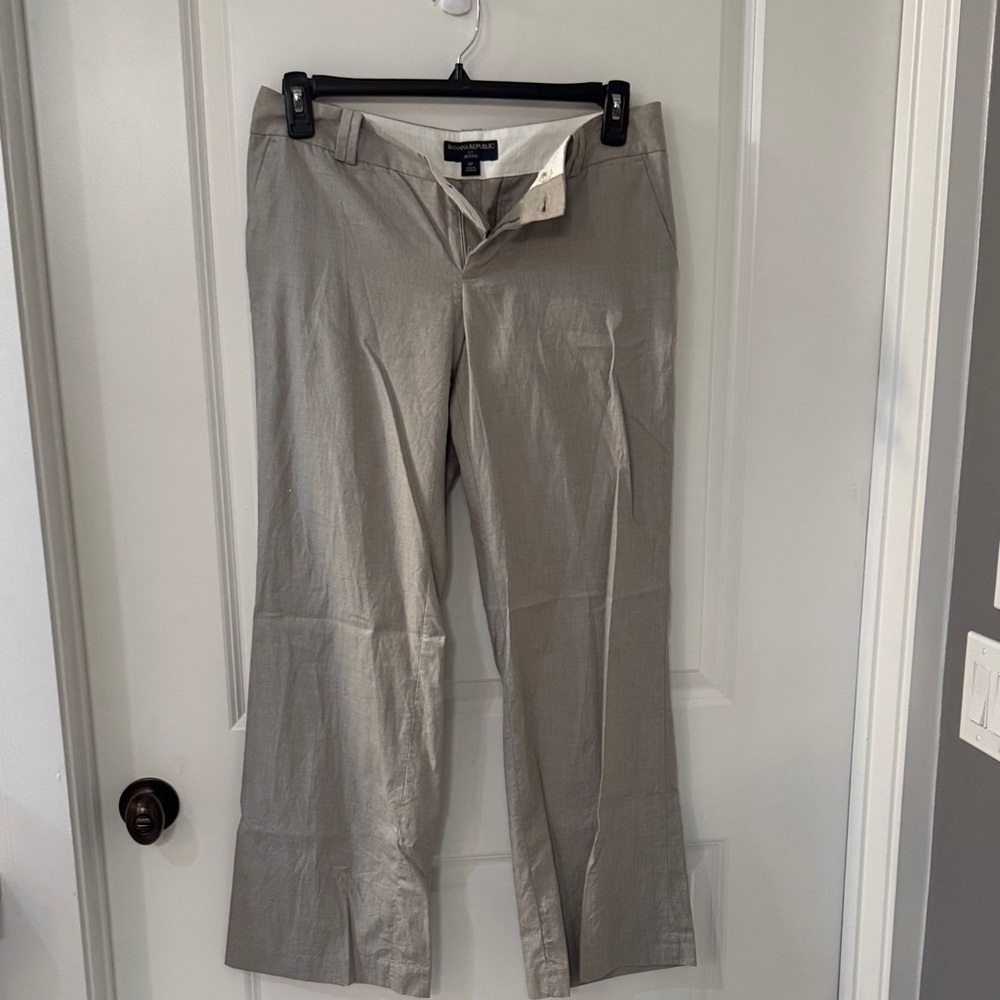 Women’s tan pants